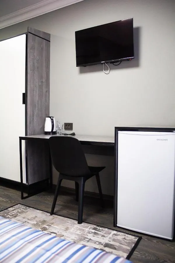 Hotel Tahar Almaty 2*,