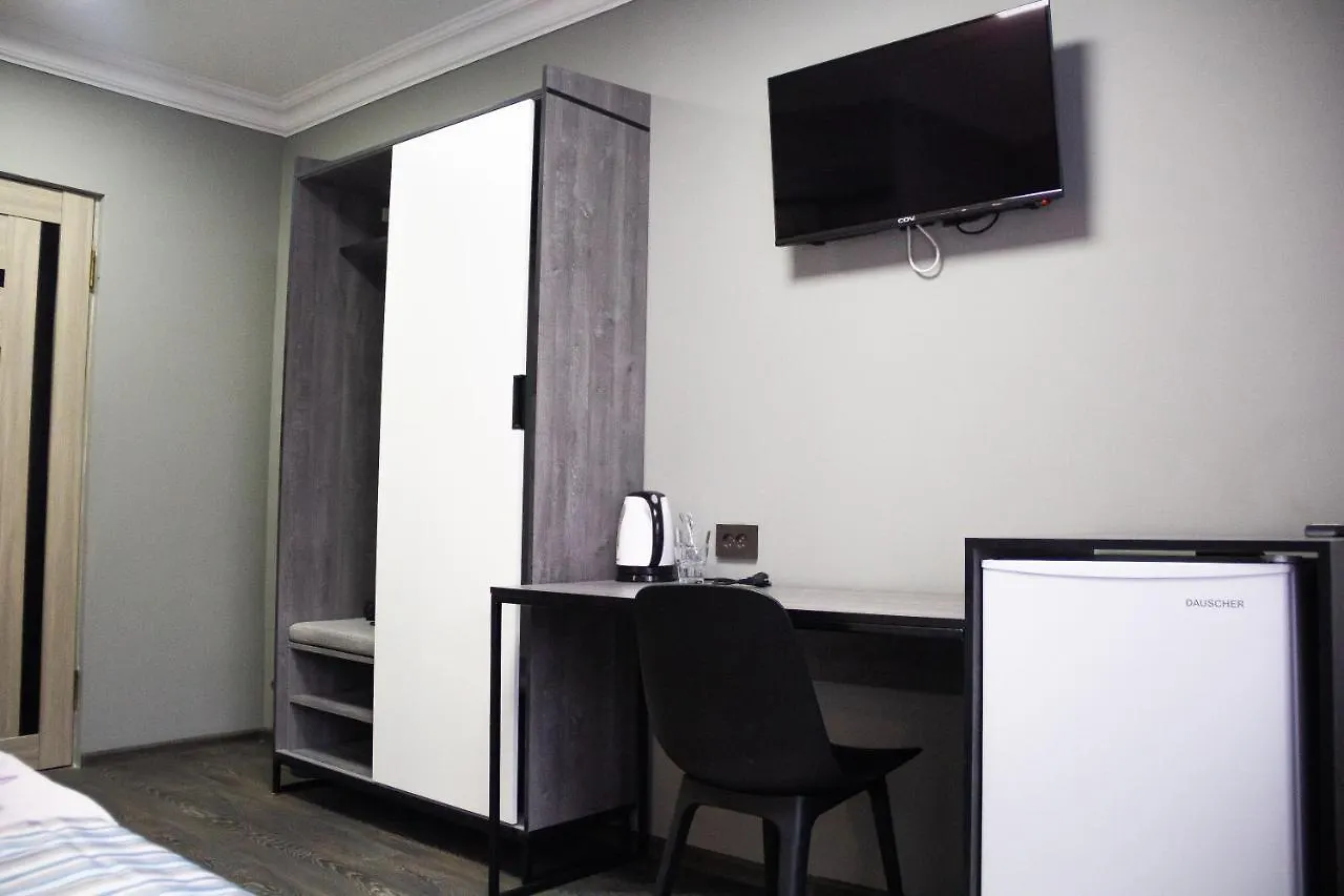 Hotel Tahar Almaty