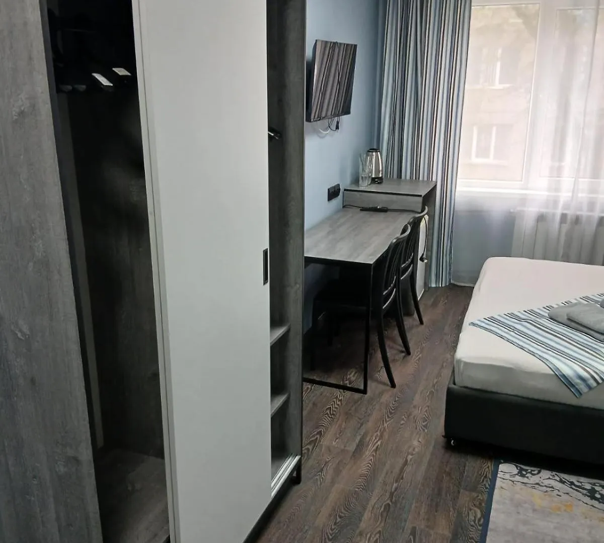 Hotel Tahar Almaty