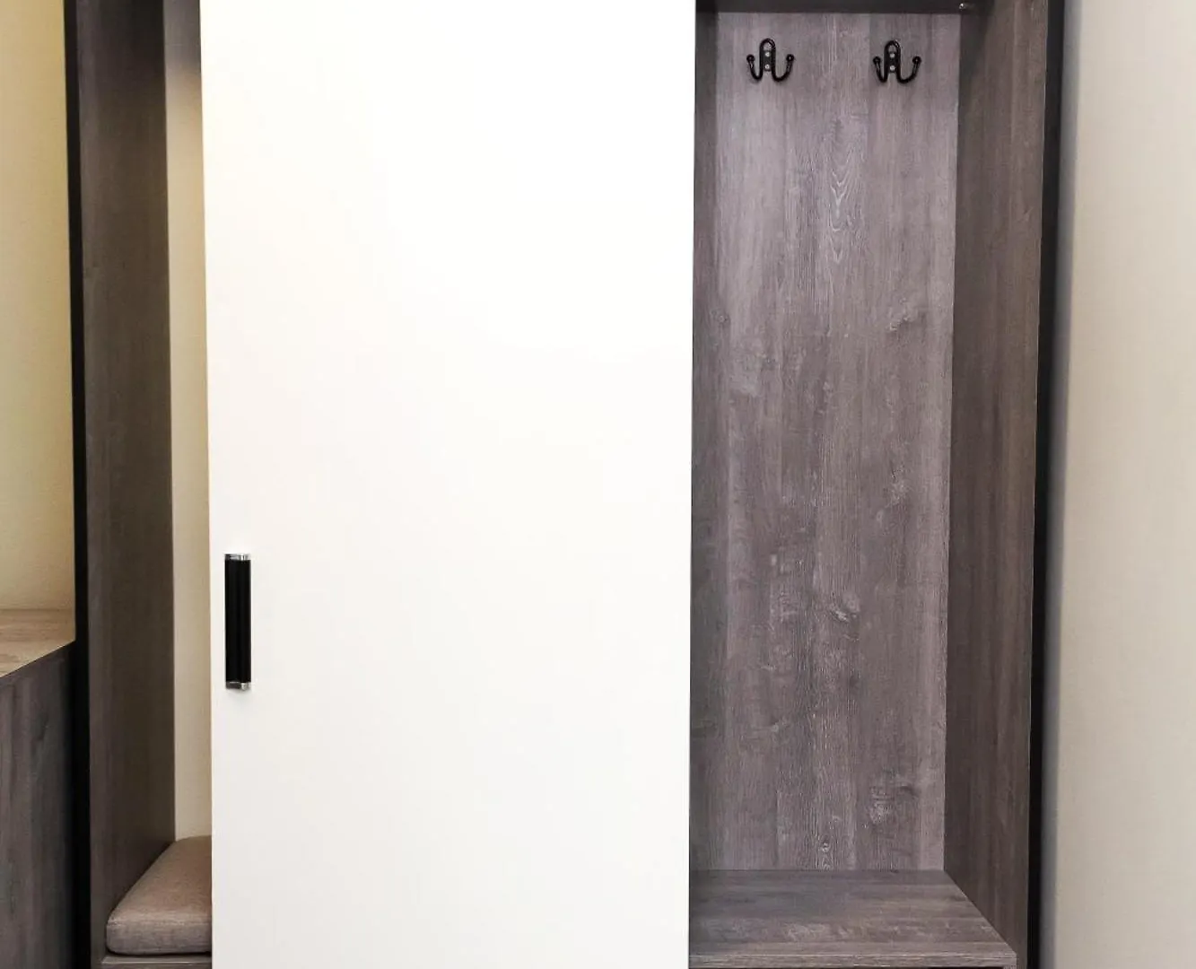 Hotel Tahar Алматы
